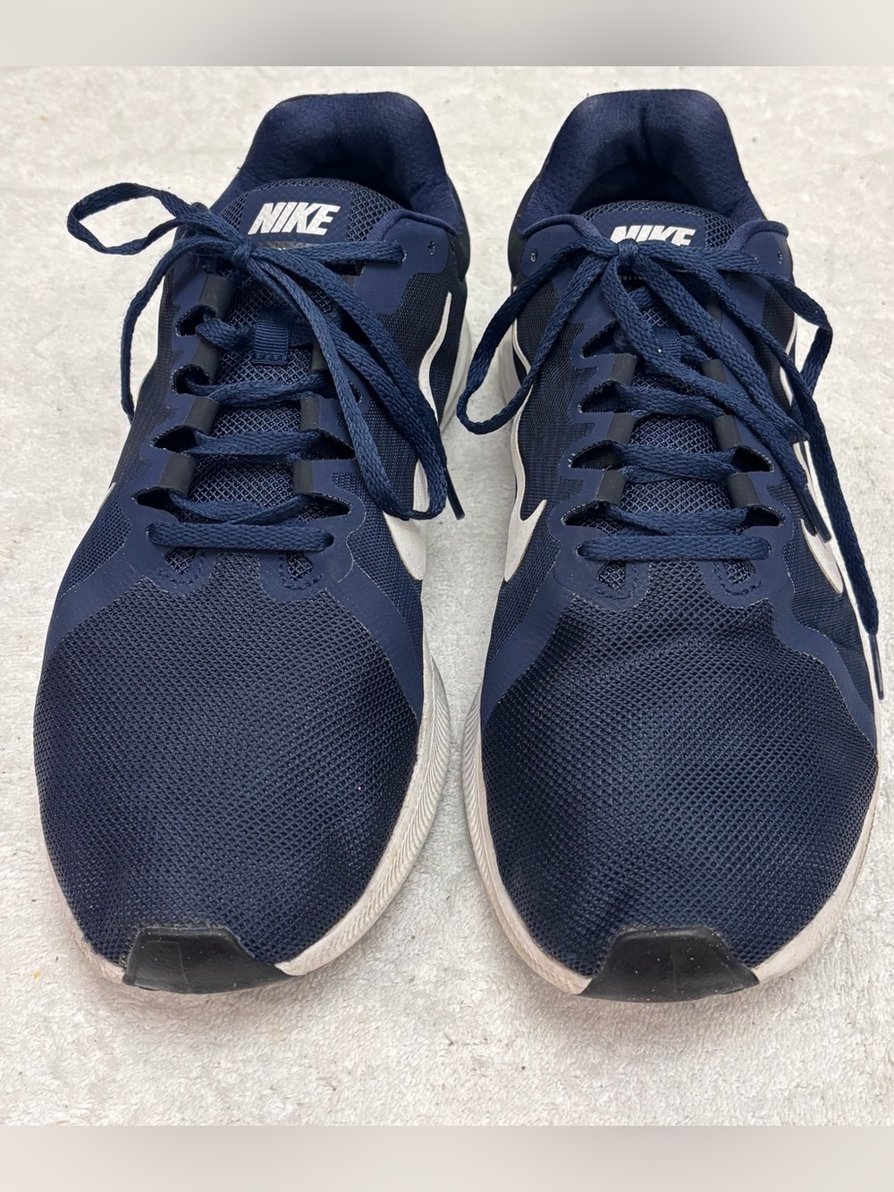 Almost New Nike Downshifter 8 Men’s Running Shoes - Size 11 USA / 45 EU - box 20